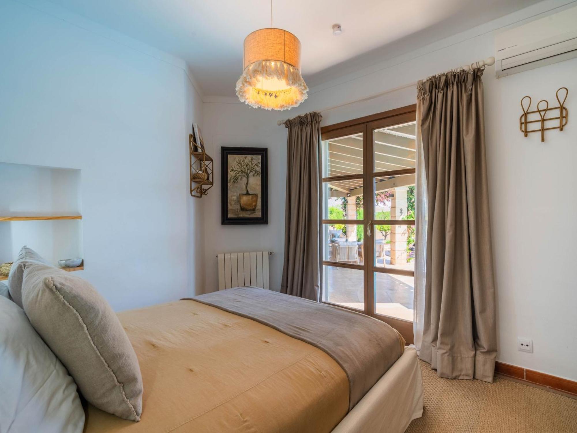 Villa In With Private Jacuzzi Alcúdia